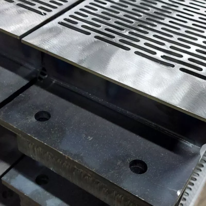 Deliconstruct: Kwaliteit, Betrouwbaarheid en Innovatie in Metaalverwerking